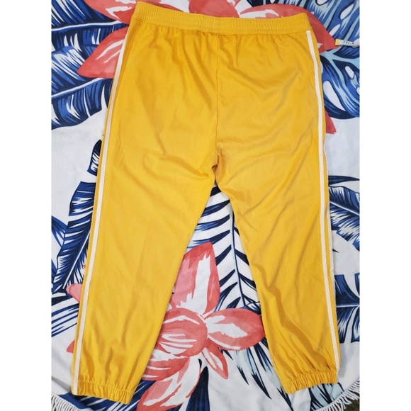 XL- Adidas Suede look Cuffed Joggers - Picture 10 of 12